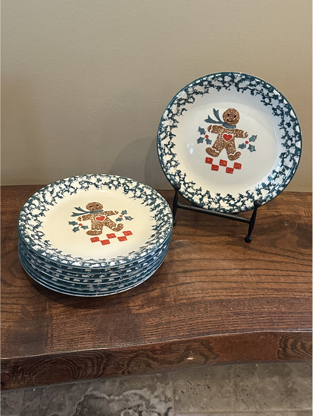 Set of 8 Vintage Tienshan Folk Craft Gingerbread Salad Plates